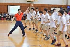 你现在的决策在亏钱（当下的选择正让你流失利润）